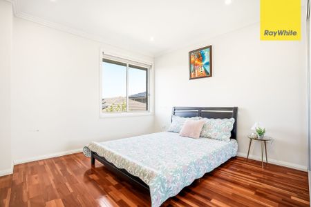 A Perfect Well- Designed & Spacious Family Home - Photo 5