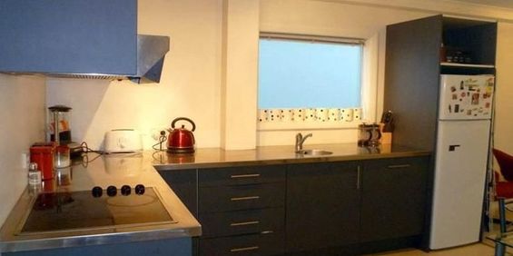 2 Bedroom Te Aro - Photo 3