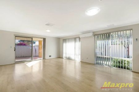 “Ducted Evap Cooling and Split Air Conditioner - 500m to Lynwood Shopping Centre” - Photo 4