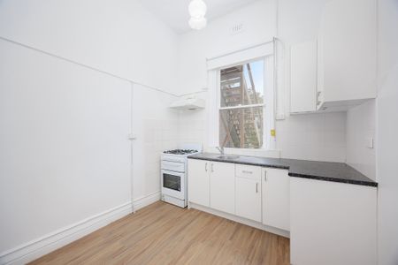 2/18a Gurner Street, St Kilda VIC 3182 - Apartment For Rent | Domain - Photo 4