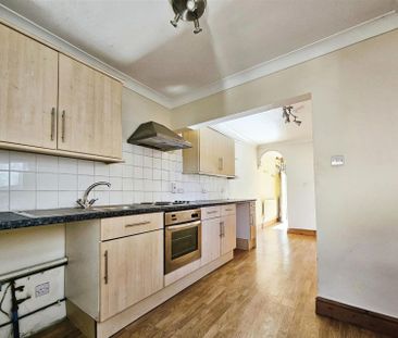 1 Bedroom Flat to Rent in Mill Road, Kettering, Northants, NN16 - Photo 4