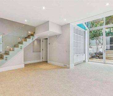 Denbigh Road, Notting Hill, London, W11 - Photo 3