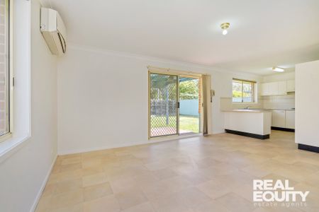 16 Wallcliffe Court, Wattle Grove NSW 2173 - House For Rent | Domain - Photo 2