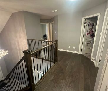 Detached Home For Lease | X8136238 - Photo 6