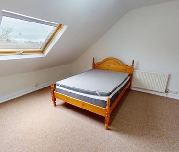 4 bedroom terraced house to rent - Photo 6
