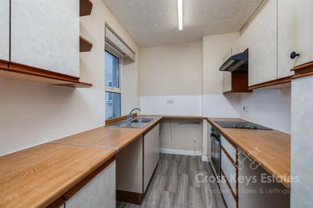 1 bedroom apartment to rent - Photo 2