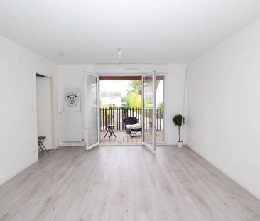 Appartement 2 pièces - - Photo 2