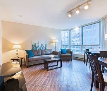 38 Elm St Very spacious modern feel yonge/dundas sq - Photo 1