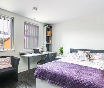 1 bedroom in a flat share to rent - Photo 6