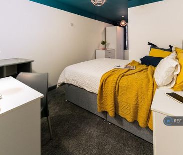 1 bedroom in a house share to rent - Photo 3