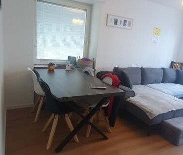 4-bedroom shared apartment with balcony and stunning view - Photo 3