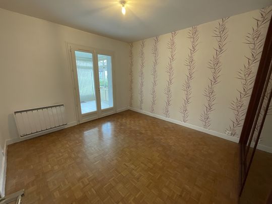 Location Maison 5 pièces 96m² ST DOULCHARD 18230 - Photo 1