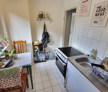 Zentrale Lage! Schöne 1-Zimmer-Dachgeschoss-Wohnung in der Lübecker... - Photo 4