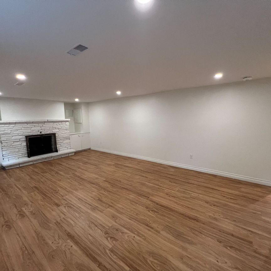 For Lease - 9 Collingwood Street Unit# Lower, Guelph, Ontario - Photo 1