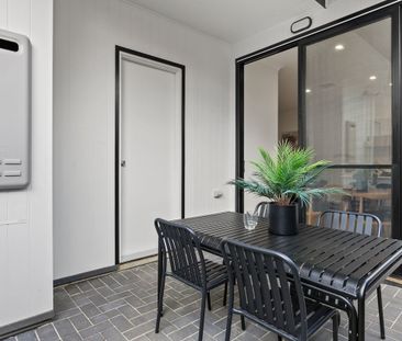 Brand New 4 Bedroom Beauty! - Photo 1