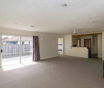 Good Vibes and Great Location on Maxwell Road - Photo 3