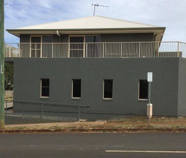 TIDY MODERN UNIT IN TOWN - Photo 1