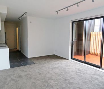 The Fireman's Apartments - Petone - Photo 2