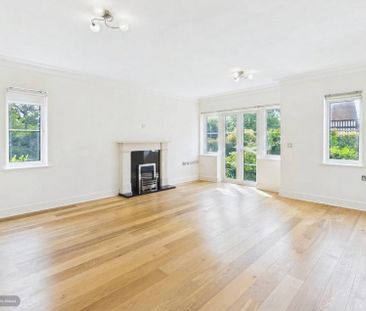 North Park, Chalfont St. Peter, Gerrards Cross,SL9 - Photo 2