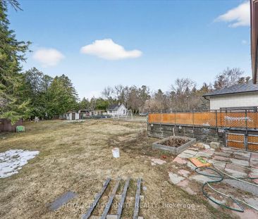 For Lease - 54 Bobmar Road, Toronto, Ontario - Photo 6