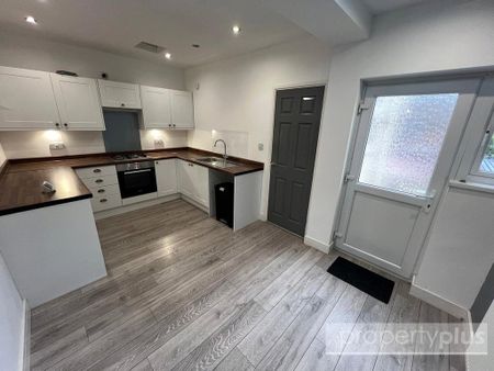 3 bedroom terraced house to rent - Photo 5