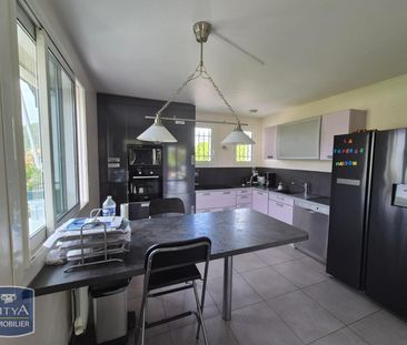 Location Maison 6 pièces 193m² ALBY SUR CHERAN 74540 - Photo 5
