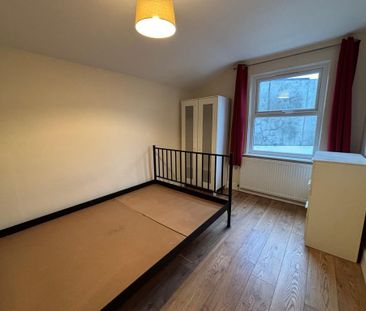 5 bedroom terraced house to rent - Photo 5