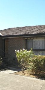 2/122 Church Road, DONCASTER - Photo 3