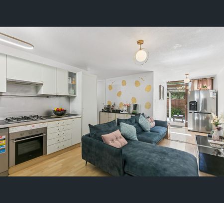 7A/19 Herdsman Parade, Wembley, WA 6014 - Photo 5