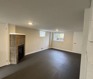 For Lease - 40 Bond Street Unit# Lower Level, Oakville, Ontario - Photo 6