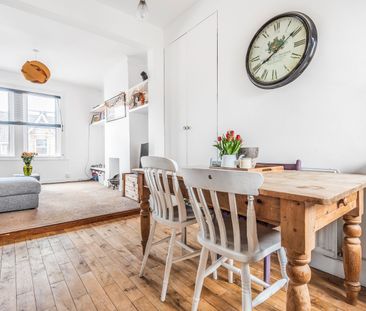 2 Bed Maisonette, Surrey Road, SE15 - Photo 4