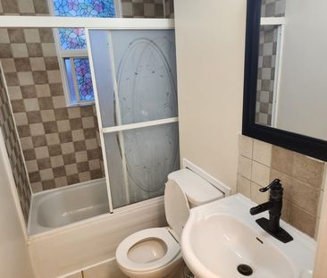 For Lease - 45 Huntington Avenue Unit# Upper, Toronto, Ontario - Photo 6