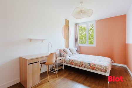 Location Appartement 5 pièces 69m² RENNES 35000 - Photo 5