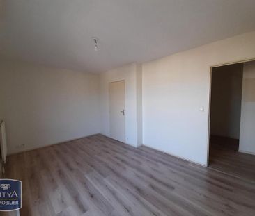 Location Appartement 2 pièces 51m² LAVAL 53000 - Photo 3