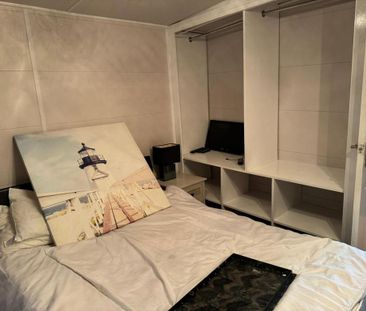 1 bedroom houseboat to rent - Photo 5