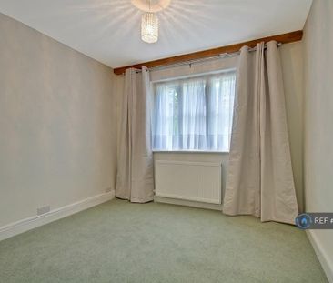 4 bedroom maisonette to rent - Photo 6