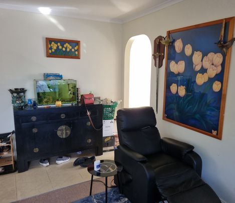 Endeavour Hills - Photo 1