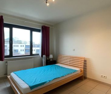 Appartement te huur in Ruien voor € 695 met 2 slaapkamers - Photo 2