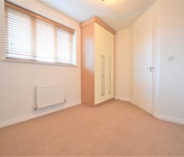 3 Bedroom Mews To Let - Photo 6