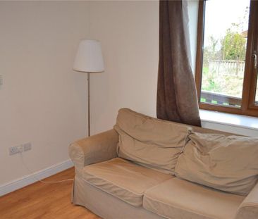 1 bedroom semi-detached house to rent - Photo 2