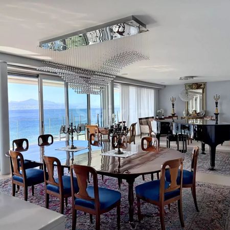 Lakeside Luxury Gem with Panoramic Views and Private Marina Access - Foto 4