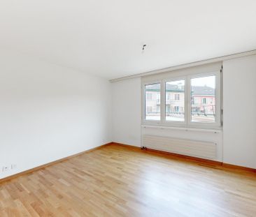 Toll gelegene Wohnung in Oerlikon! - Photo 1
