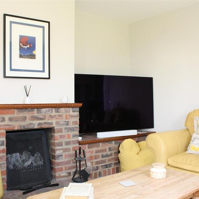 3 bedroom bungalow to rent - Photo 1