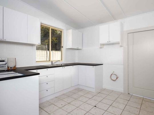 15 Iolanthe Street Campbelltown - Photo 1