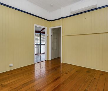 Three Bedroom Gem in Kedron! - Photo 3
