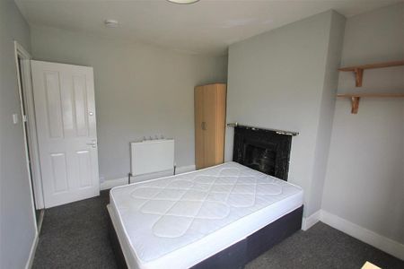 4 bedroom house share to rent - Photo 3