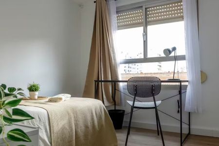 Carrer de Reig Genovés, Valencia, Valencian Community 46019 - Photo 4