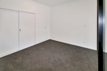 Apartment Living - Photo 4