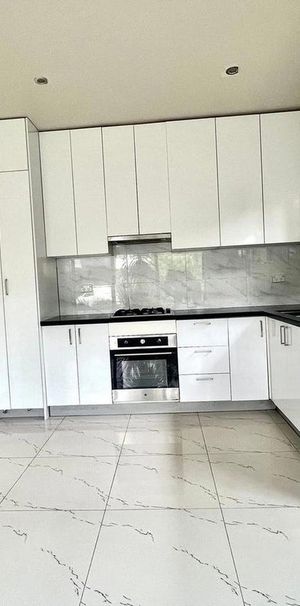 COMFORT & LOCATION - Photo 1