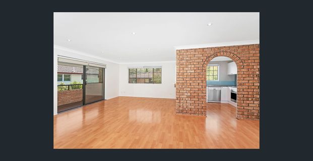 TOWNHOUSE. - Photo 1